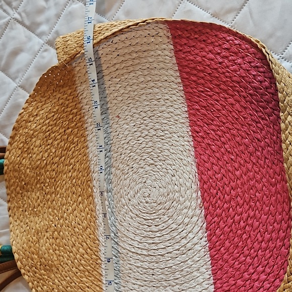 Fun Summer Straw Bag - Picture 7 of 8